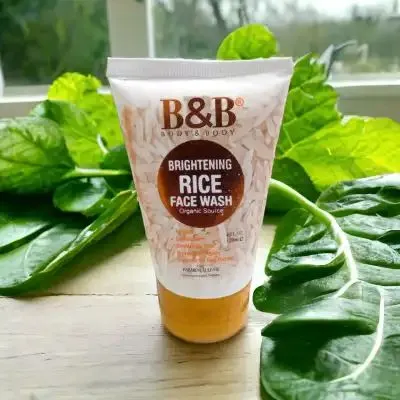 JMW%20Premium%20B&B%20Organic%20Rice%20Brightening%20Glow%20Kit%204%20in%201%20-%20Image%204