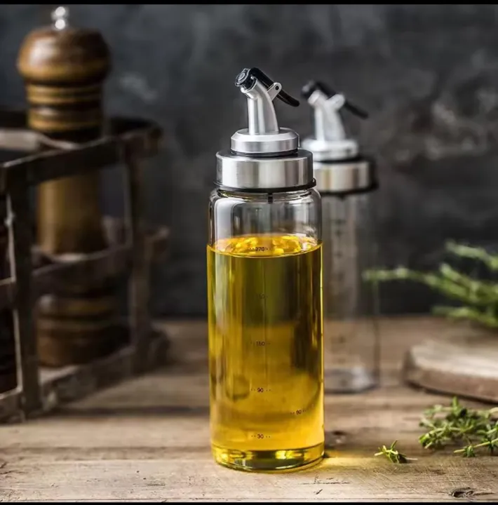 Premium%20Quality%20Clear%20Plastic%20Oil%20Dispenser%20-%20Image%205
