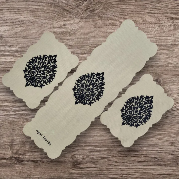 Luxury%20Jute%20Fabric%203%20PCs%20Table%20Mats%20By%20Ayat%20Bedding%20-%20Image%207