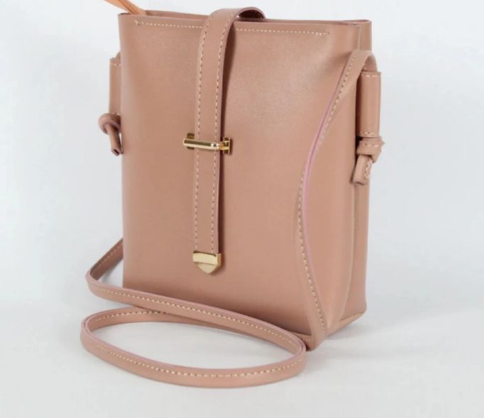 Women%20PU%20Crossbody%20Bucket%20Bag%20Faux%20Leather%20with%20Buckle%20for%20Work%20and%20Travel%20-%20Image%202