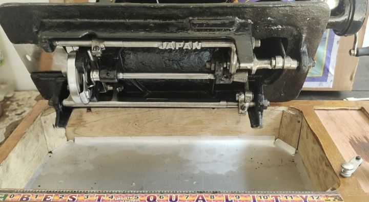 Ringo%20Sewing%20Machine%20-%20Image%202