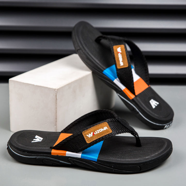 Summer%20new%20thick-soled%20casual%20flip-flops%20for%20men,%20anti-slip,%20anti-odor%20and%20wear-resistant,%20beach%20flip-flops%20for%20outdoor%20wear%20-%20Image%202