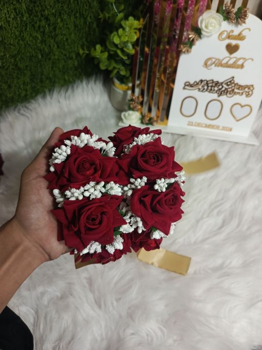 Gajry for Hands – Artificial Flower Roses | Gajry for Girls, Nikkah, Mehndi | Handmade Rose Gajry for Hands – Artificial Gajry for Weddings & Functions