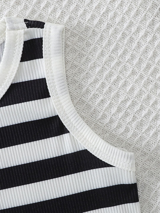2pcs%20Summer%20Baby%20Boys%20Girls%20Black%20White%20Striped%20Ribbed%20Tank%20Set,%20Casual%20Style,%20Daily/School%20Wear,%200-3Y,%20Breathable%20Fabric%20-%20Image%204