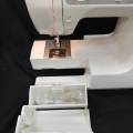 Singer 7900dx Sewing Machine Japanese imported. 