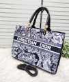 Christian Dior Trendy Handbags for Women - Designer Shoulder & Crossbody Bags. 