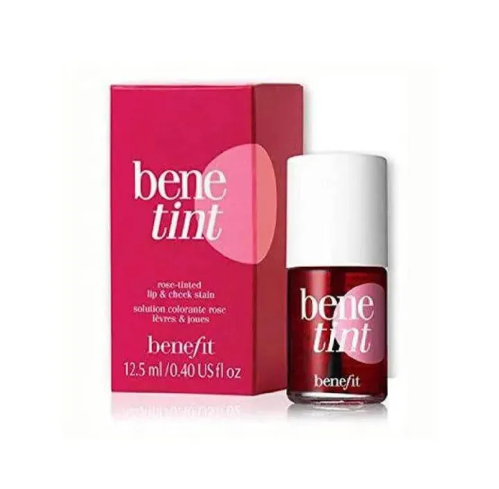 Korean%20Style%20Liquid%20Lip%20and%20Cheek%20Tint%20with%20Watermelon,%20Strawberry,%20Tomato%20Extracts%20-%20Rose%20Fragrance,%20Nourishing%20&%20Long-lasting.%20Smudge%20&%20Waterproof%20Cheeks%20Blusher%20for%20Women%20-%20Image%205
