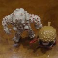 Set of 2 Aliens ( 1 EYE POPPING EYE GUY EVIL SPACE ALIEN , 1 DISNEY MOANA KAKAMORA  ACTION FIGURE. 