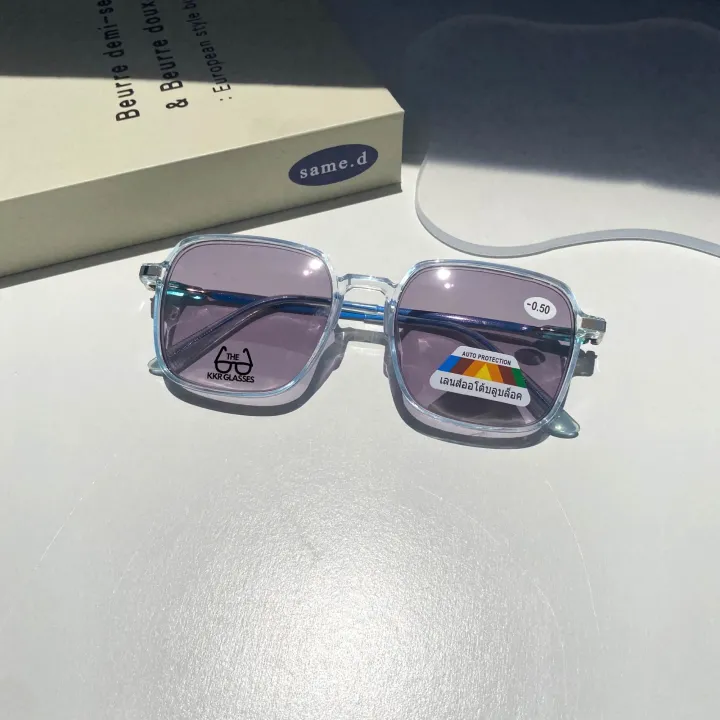 Blue%20auto%20optical%20filter%20(color%20changing)%20photochromic%20zy2055%20anti-blue%20light%20male%20and%20female%20sun%20glasses%20with%20destination%20-%20Image%206