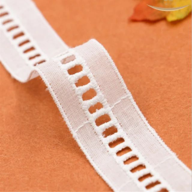 2.5%20cm%204%20yards%20Vintage%20Cotton%20Lace%20Hollowed%20Embroidery%20Floral%20Edge%20Trimming%20Ribbon%20Craft%20Clothing%20Accessories%20and%20Wedding%20Bridal%20Decoration%20(White)%20-%20Image%207