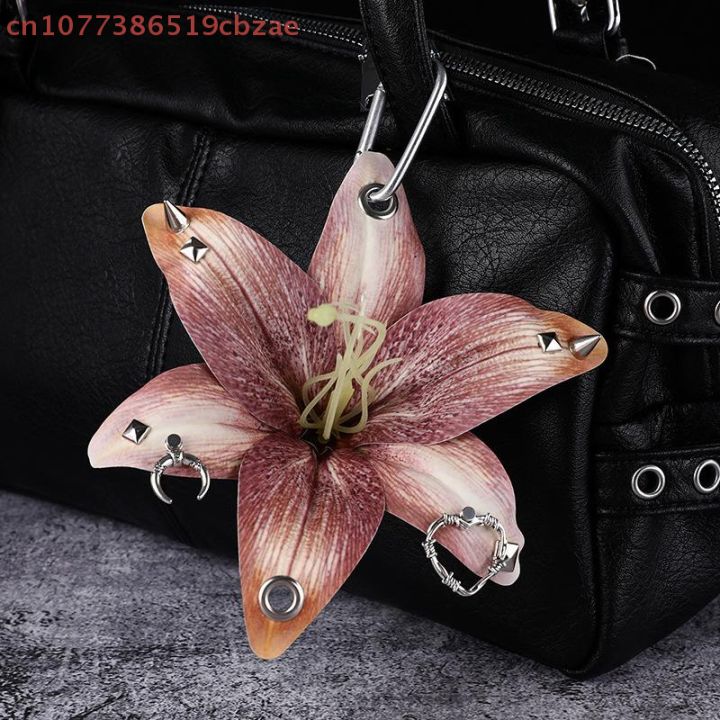 Elegant%20Lily%20Flower%20Keychain%20Hand-Punched%20Puncture%20Simulation%20Pendant%20Fashion%20Creative%20Bag%20Accessory%20Personalized%20Gift%20-%20Image%206