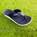 women medicated bubble Messenger anti slip White sole slippers for girls. 