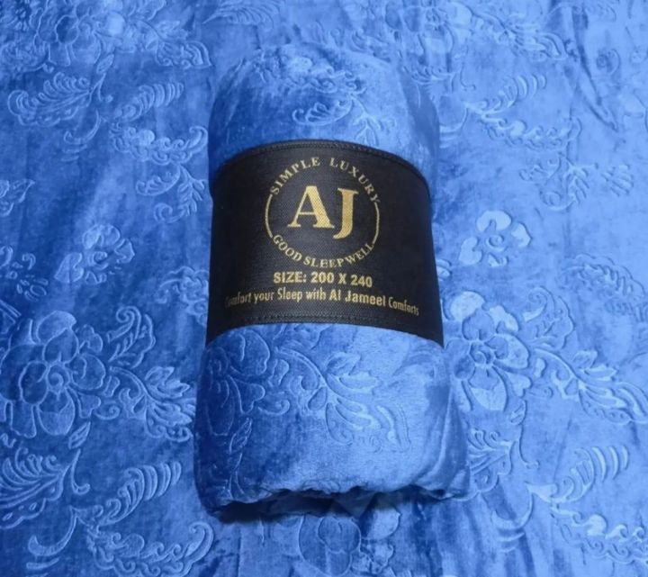 latest%20and%20stylish%20AC%20flece%20balnket%20for%20summer%20collection%20-%20Image%205