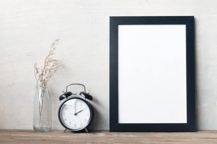 A4%20Size%20Photo%20Frame%20with%20Side%20Table%20Stand%20and%20Hanging%20Hooks%20-%20Wooden%20Black%20Frame%20-%20Image%202