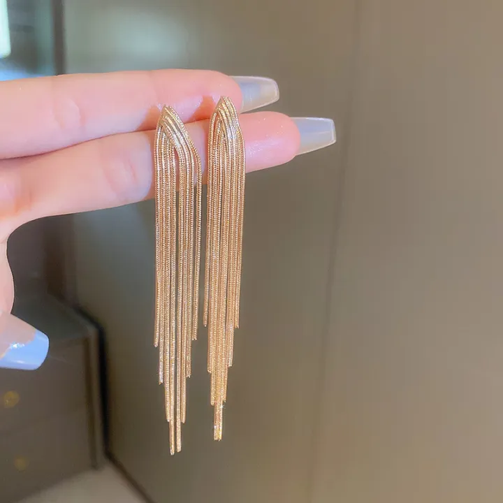 Chain%20Tassel%20Long%20Earrings%20for%20Women%20Light%20Luxury%20Premium%20Dangle%20Earrings%20Exaggerated%20Fashion%20Design%20Statement%20%20Jewelry%20-%20Image%204