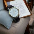 New fashionable stainless kalbor date Movement stylish watches for men's. 