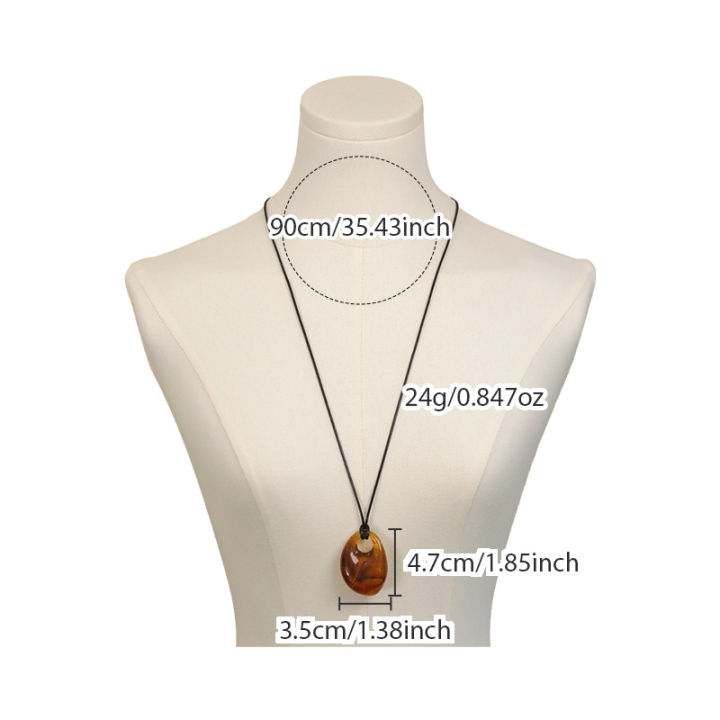 Minimalist%20Retro%20Gradient%20Pendant%20Necklace%20Korean%20Style%20Long%20Sweater%20Chain%20Necklace%20Female%20Autumn%20and%20Winter%20Accessory%20-%20Image%202
