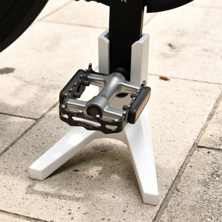Outdoor%20portable%20bicycle%20road%20bike%20support%20stand,%20bicycle%20posing%20magic%20tool,%20wind-resistant%20and%20easy-to-install%20stand%20-%20Image%204