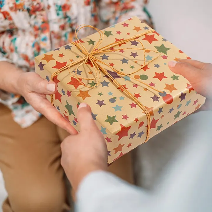 1%20roll%2017%20inch%20X%20120inch%20Birthday%20Wrapping%20Paper,%20Gift%20Wrapping%20Paper%20Roll,%20Kraft%20Wrapping%20Paper%20-%20Image%206