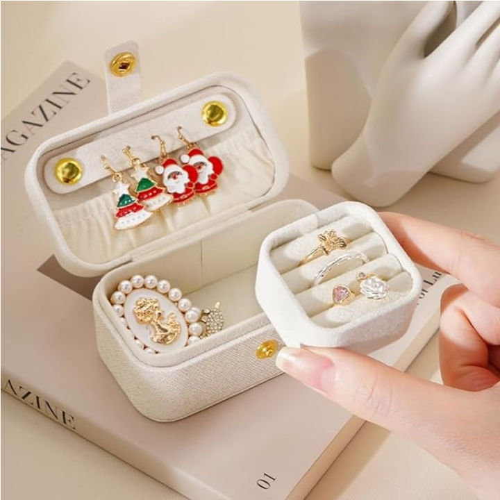 Portable%20Mini%20Jewelry%20Box%20Small%20Travel%20Storage%20Case%20for%20Rings%20Necklaces%20Earrings%20Lipstick%20with%20Removable%20Ring%20Slot%20PU%20Leather%20-%20Image%202