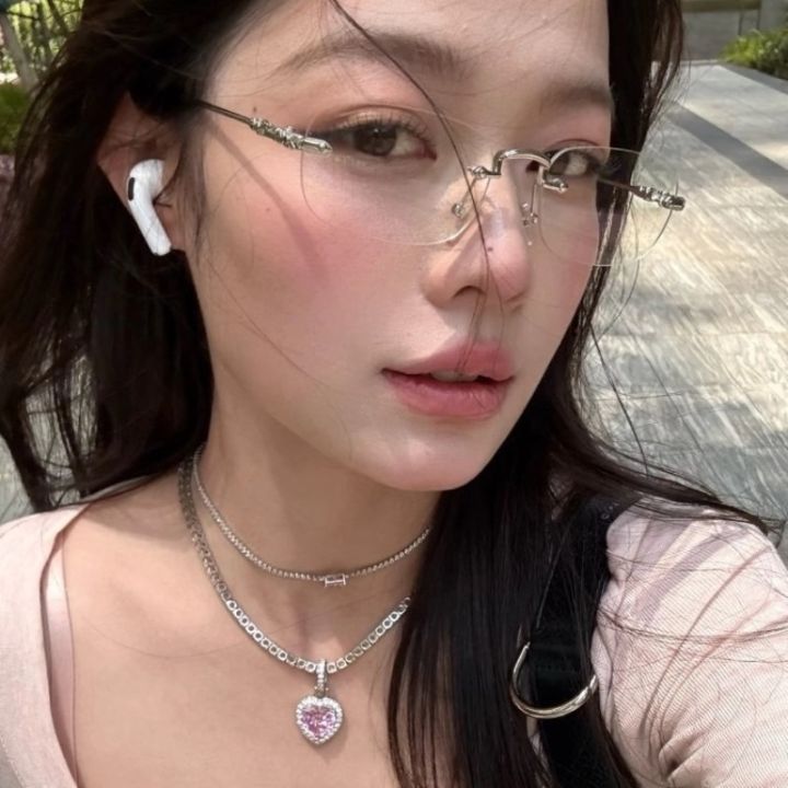 Ultra%20Lightweight%20Frameless%20Square%20Women's%20Anti%20Blue%20Light%20Glasses%20Suitable%20for%20Daily%20Casual%20Wear%20-%20Image%203
