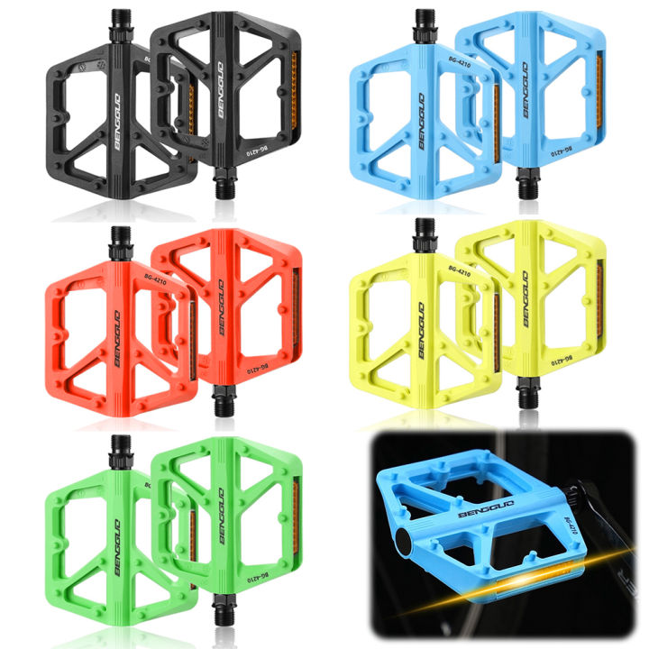 Double%20DU%20Bearing%20Ultralight%20Bike%20Pedals%20with%20Reflector%20Mountain%20Road%20Bike%20Flat%20Pedals%20Bicycle%20Platform%20Pedals%20for%20Night%20Riding%20-%20Image%205