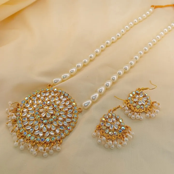 Kundan%20Choker%20Set%20Jewelry%20Unisex%20Fashion%20Necklaces%20And%20Pendants%20Accessories%20for%20women%20-%20Image%204