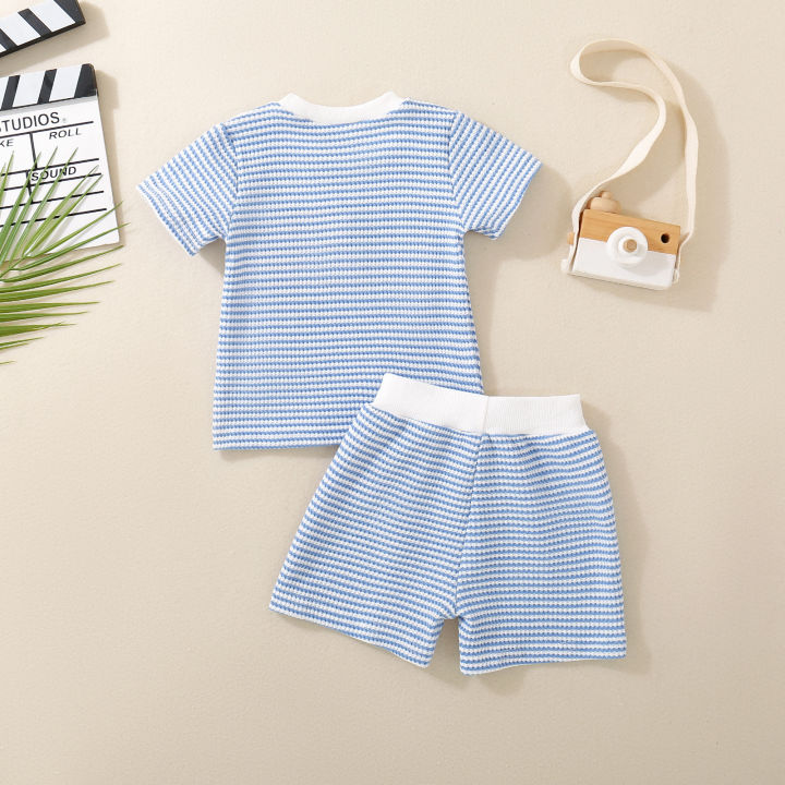 Summer%20Unisex%20Infant%20Independence%20Day%20Big%20Flag%20Embroidered%20Waffle%20Short%20Sleeve%20Top%20and%20Waffle%20Shorts%20Two-piece%20Set%20-%20Image%202