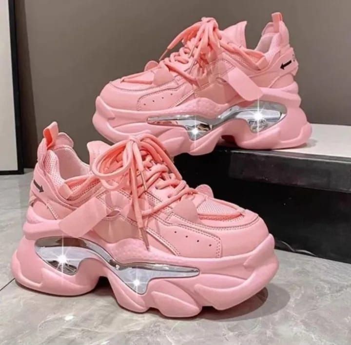 Ladies%20Thick%20Sole%20Sneakers%20%E2%80%93%20Trendy%20High%20Platform%20Casual%20Shoes%20-%20Image%209