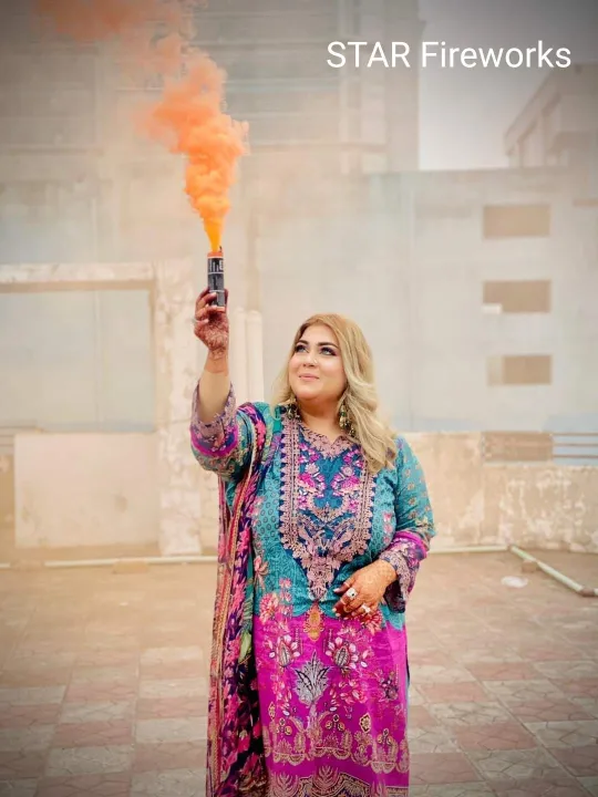 Color%20smoke%20bom%20Fast%20all%20over%20BD%20wedding%20holud%20photography%20-%20Image%205