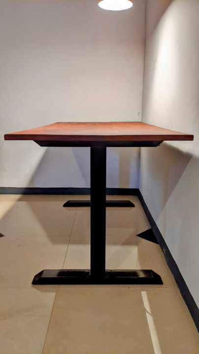 Gaming%20table%20-%20Image%206