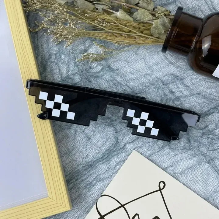 NEW%20Mosaic%20Sunglasses%20Trick%20Toy%20Thug%20Life%20Glasses%20Deal%20With%20It%20Glasses%20Pixel%20Black%20Mosaic%20Sunglasses%20Cool%20Jokes%20Funny%20Toys%20-%20Image%203