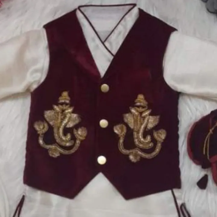 Shree%20Ganesh%20Ji%20Patch%20Red%20Baby%20Boy%20Pasni%20Dress%20(Pack%20of%205)%20-%20Image%202