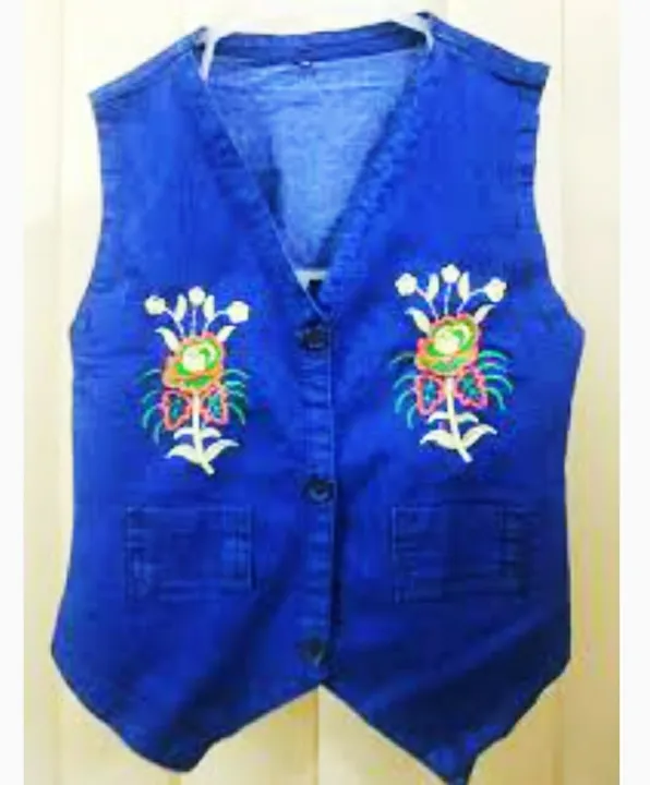 Beautiful%20Embroidery%20Work%20Short%20Koti%20For%20girls%20-%20Image%204