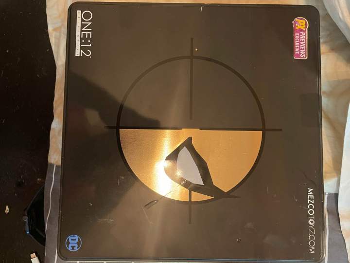 Mezco PX Deathstroke 1:12 Brand New (Nothing ever came out of the box)
