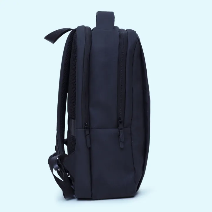 Select%20Brand%2015.6"%20Laptop%20Backpack%20%7C%20Water-Resistant%20Slim%20Business%20Bag%20with%20USB%20Port%20for%20Office,%20Travel,%20and%20School%20%7C%20Smart%20Backpack%20for%20Men%20&%20Women%20%7C%20Black%20-%20Image%204