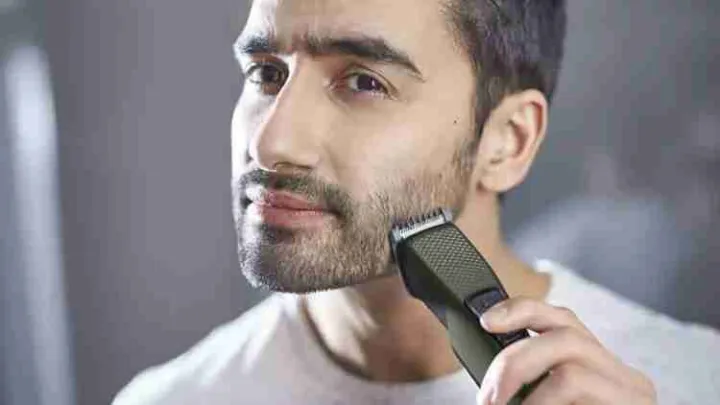 Phillips%20BT1230/18%20Beard%20Trimmer%204%20Length%20Setting%20(Multicolour)%20-%20Image%203