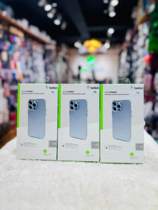 Belkiin%20Clear%20Back%20Cover%20with%20&%20Without%20MagSafe%20For%20iPhone%2017%20Series%20-%20Image%202