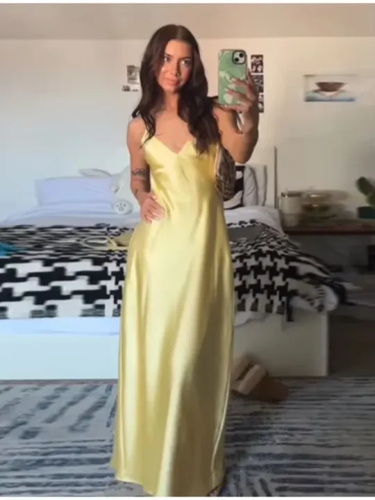 HH%20Women%20Summer%20Yellow%20Stain%20V%20Neck%20Sling%20Dress%20Elegant%20Sleeveless%20Loose%20Maxi%20Robes%202025%20New%20Ladies%20Party%20Holiday%20Dresses%20-%20Image%206