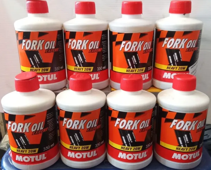 Motul%20motorcycle%20fork%20oil%20350ml%20-%20Image%205