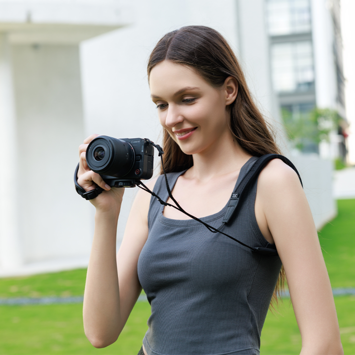 JJC%20Camera%20PU%20leather%20Wrist%20Strap%20for%20DSLR%20Mirrorless%20Camera%20Fit%20Canon%20EOS%20R50%20V%20EOS%20R50%20EOS%20R100%20EOS%20M50%20Mark%20II%20EOS%20M50%20-%20Image%205
