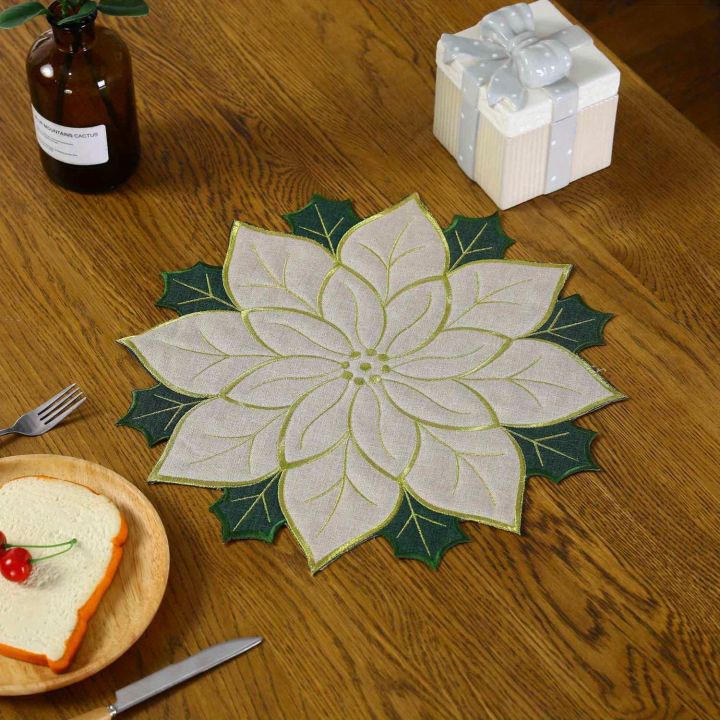 Red%20Snowflake%20Drink%20Coaster%20New%20Year%20Christmas%20Decoration%20Felt%20Dish%20Tray%20Pad%20Dinner%20Table%20Accessory%20Dinnerware%20Cup%20Mat%20-%20Image%204