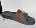 RUN men’s slippers. 