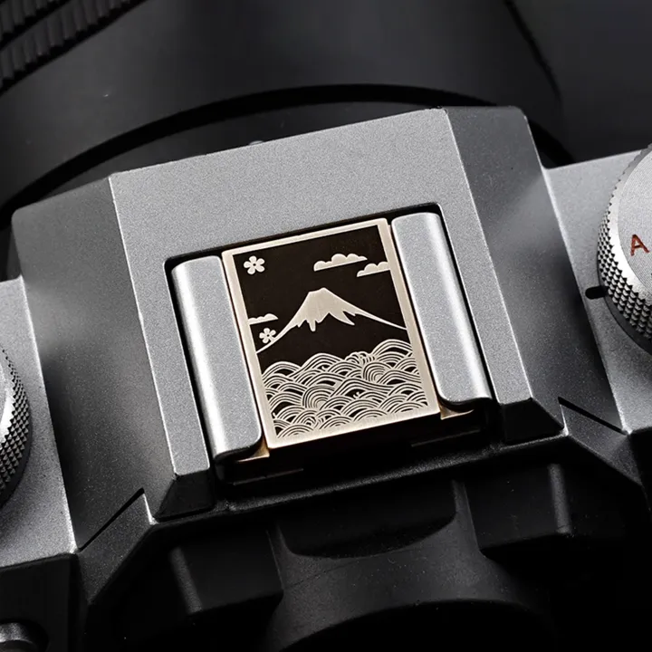 Camera%20hot%20Shoe%20Cover%20Suitable%20for%20Fuji%20XS20%20x100VI%20XM5%20XT50%20%20R8%20r50%20r6%20%20Z50%20ZFC%20Z30%20Micro%20Single%20Metal%20Dust%20Cover%20-%20Image%206
