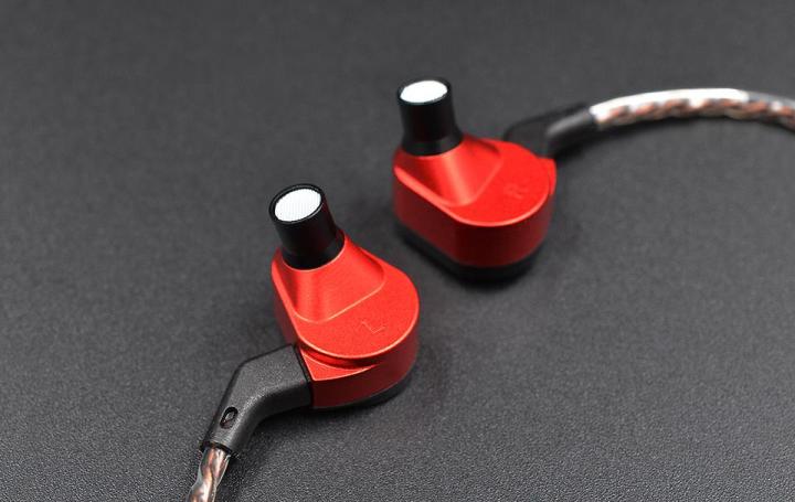 KZ%20Zsa%20hybrid%20headphones%202%20drivers%20detachable%20cable%20Thai%20insurance%20center%20normal%20version%20-%20Image%207