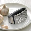 Stainless Steel Creative Hand Press Garlic Press Metal Chopper Mincer Squeezer Crusher Tools. 