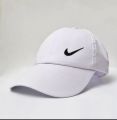 NEW Nike BASEBALL
CAP PLAIN White. 