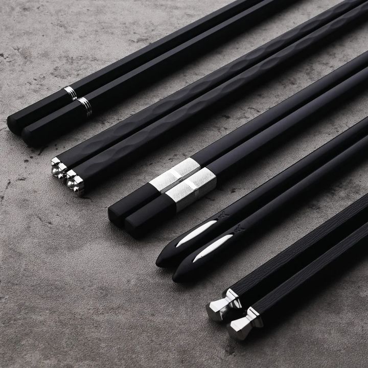 5 Pairs Janpanese Reusable Chopsticks Black Sushi Sticks For Food Noodles Alloy Chinese Korean Chopsticks Kitchen Tableware