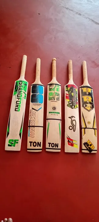 Tournament%20quality%20Softball%20cricket%20bat%20Free%20Bat%20grip%20-%20Image%203