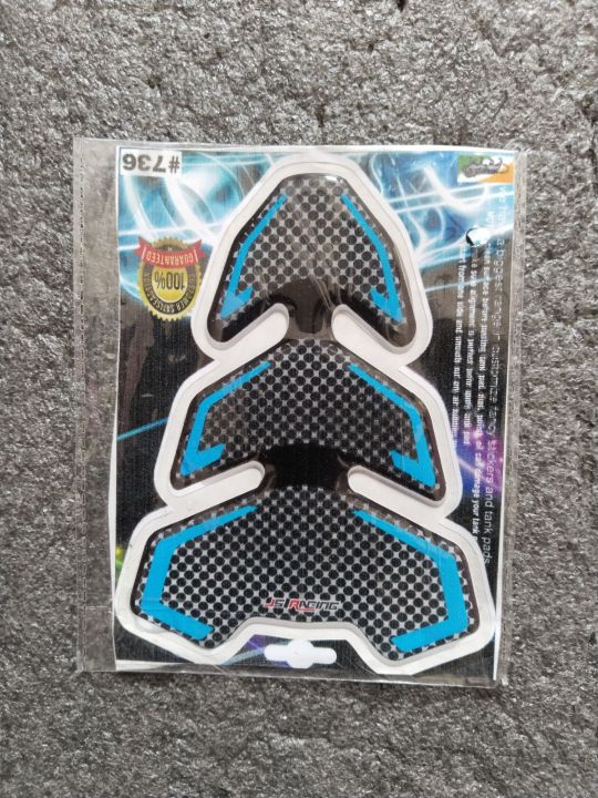 Tanky%20sticker%20pad/%20tank%20pad%20for%20all%20bikes%20-%20Image%204